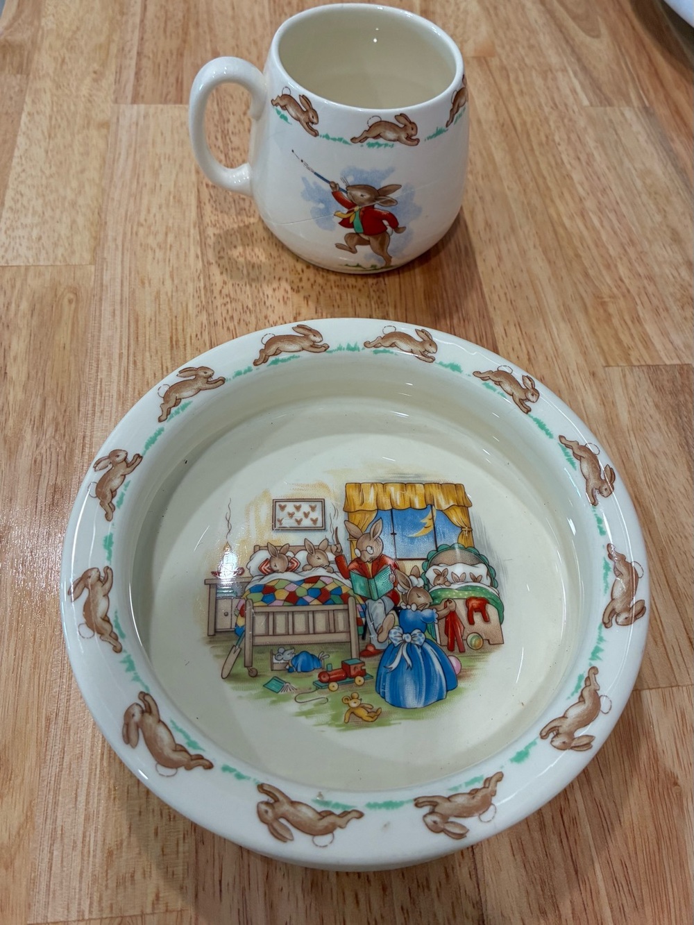 🐰Vintage Royal Doulton Bunnykins Child’s Bowl & Mug Set Made in England